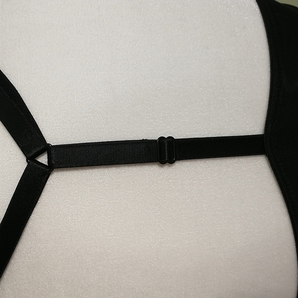 Pink, by Victoria's secrets snap front T back bra 34D. - Picture 5 of 8